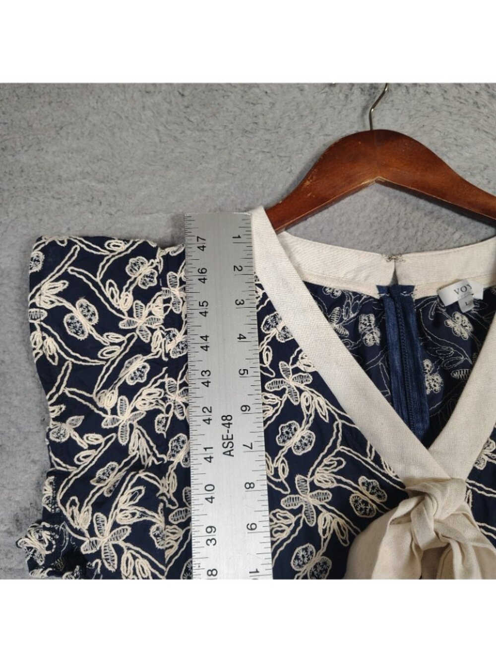 Voy Mini Dress Women's Large Navy Cream Floral Embroidered Flutter Sleeve Preppy - Picture 5 of 12